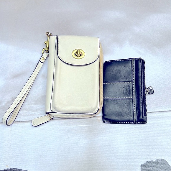 2 Coach purse and 🪙 wallet with video - Picture 3 of 11